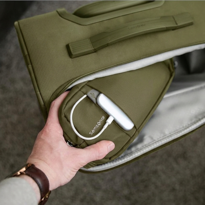 Samsonite Lineate Softside Expandable Carry-On Spinner