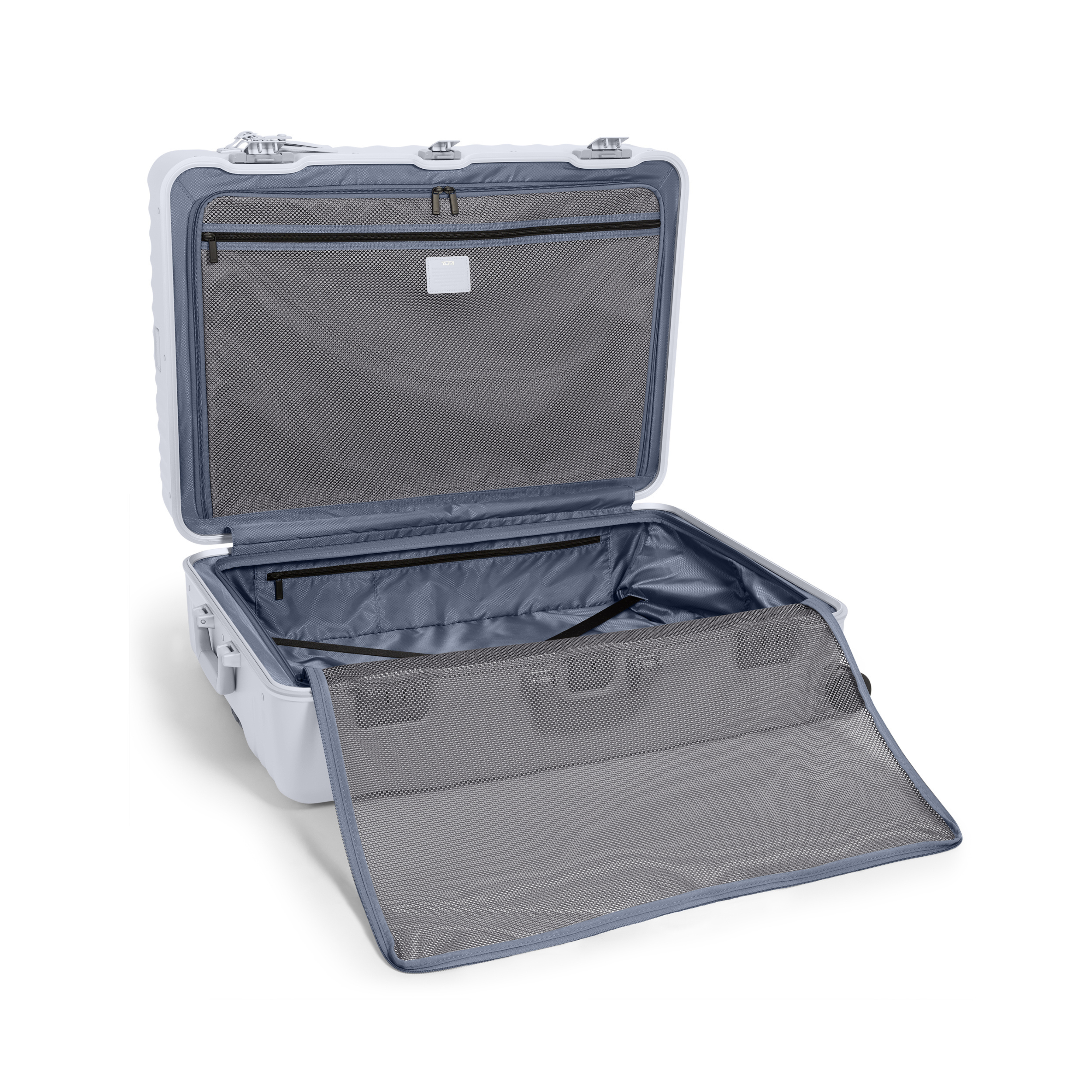 Tumi 19 Degree Extended Trip 4 Wheel Packing Case