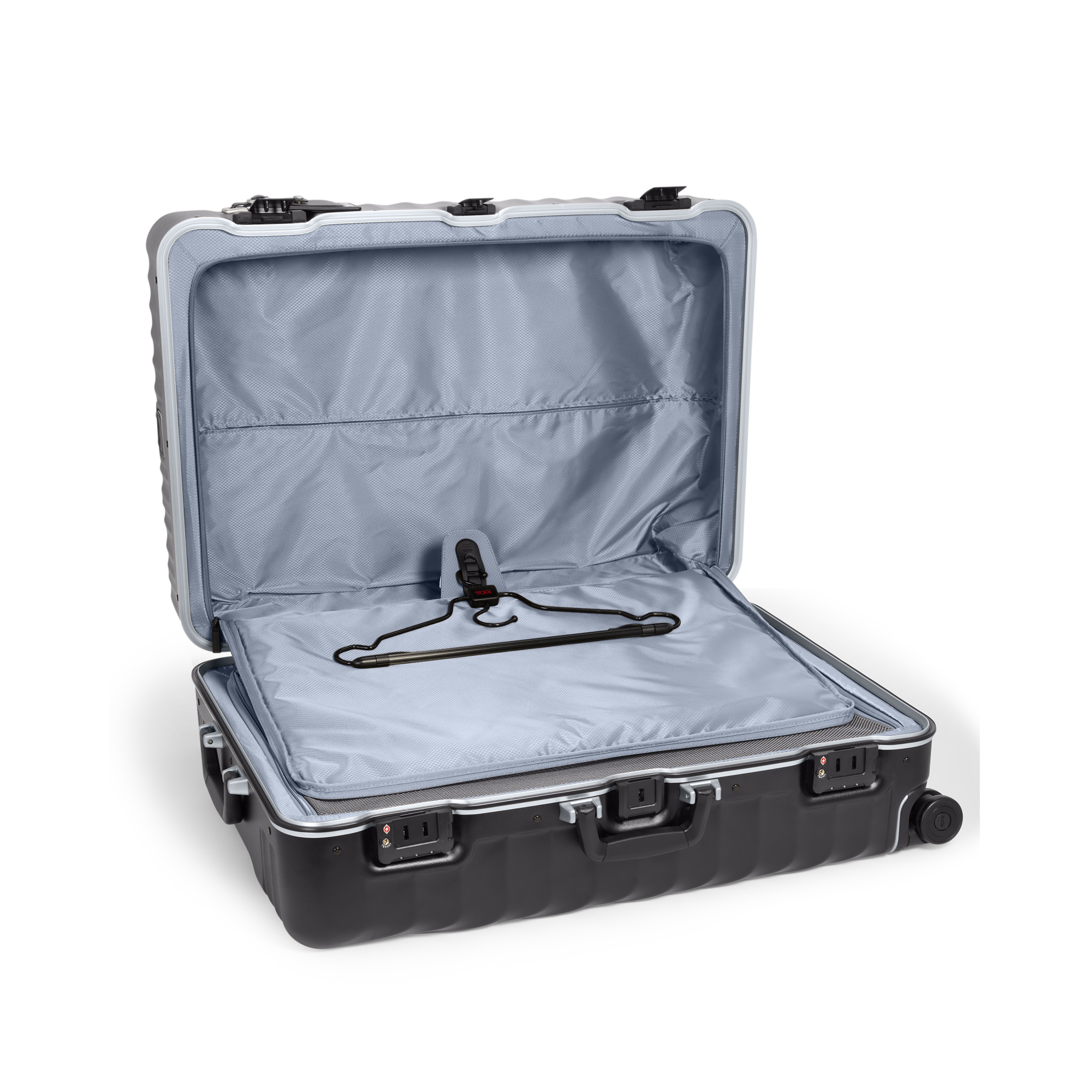 Tumi 19 Degree Extended Trip 4 Wheel Packing Case