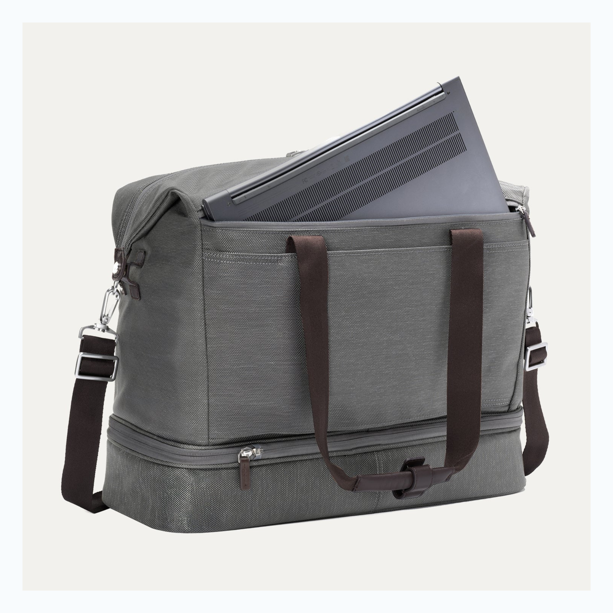 Travelpro Platinum Elite Drop-Bottom Weekender