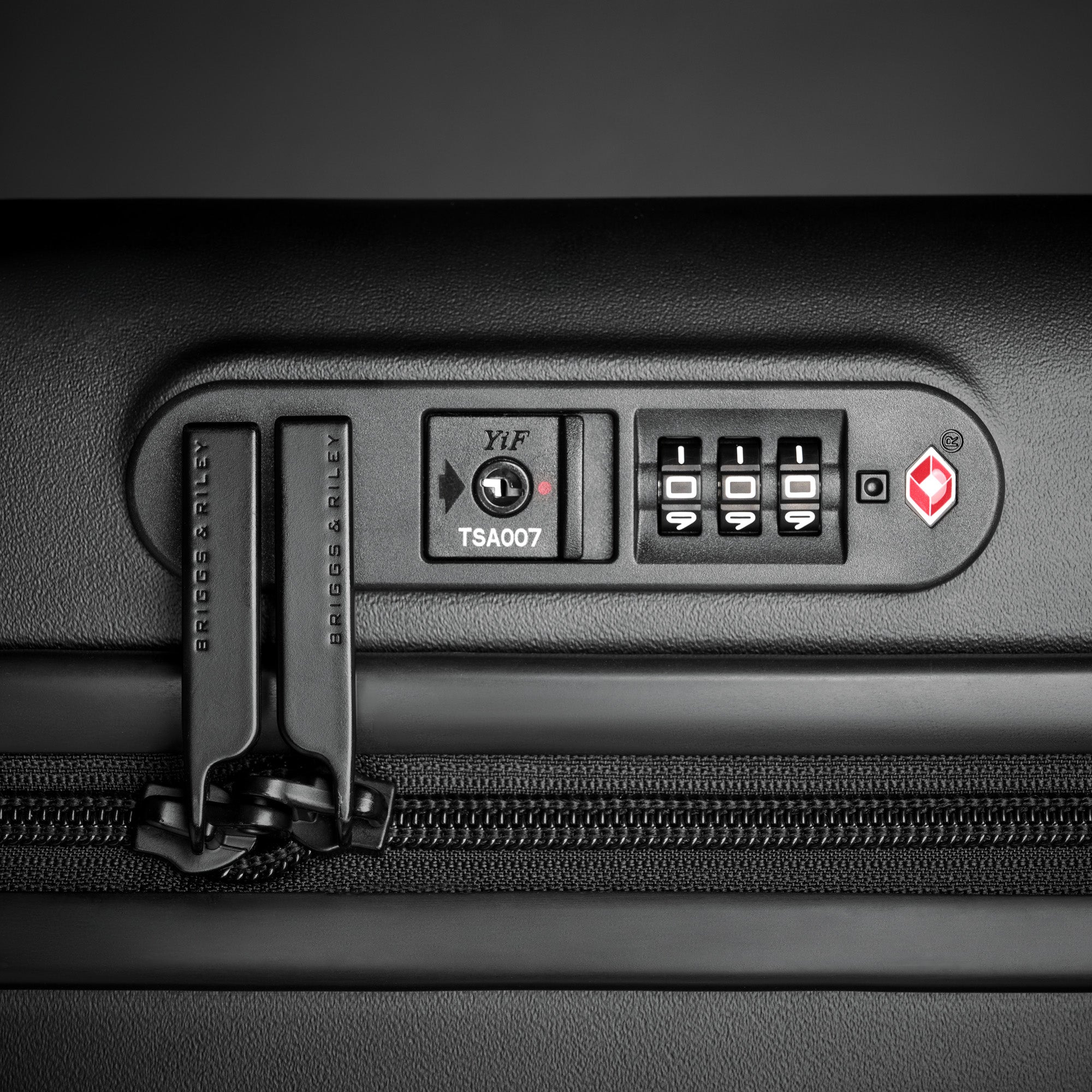 Briggs & Riley Sympatico Extra Large Spinner