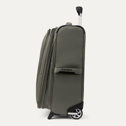 Travelpro Maxlite 5 Carry-On Expandable Rollaboard