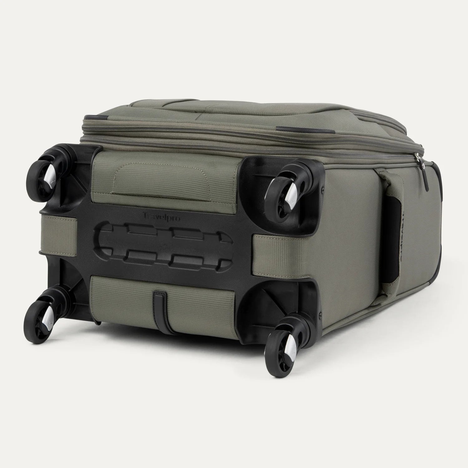 Travelpro Maxlite 5 Expandable Softside Spinner