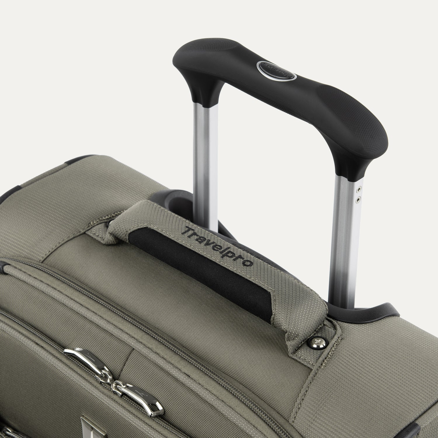 Travelpro Maxlite 5 International Carry-On Expandable Spinner