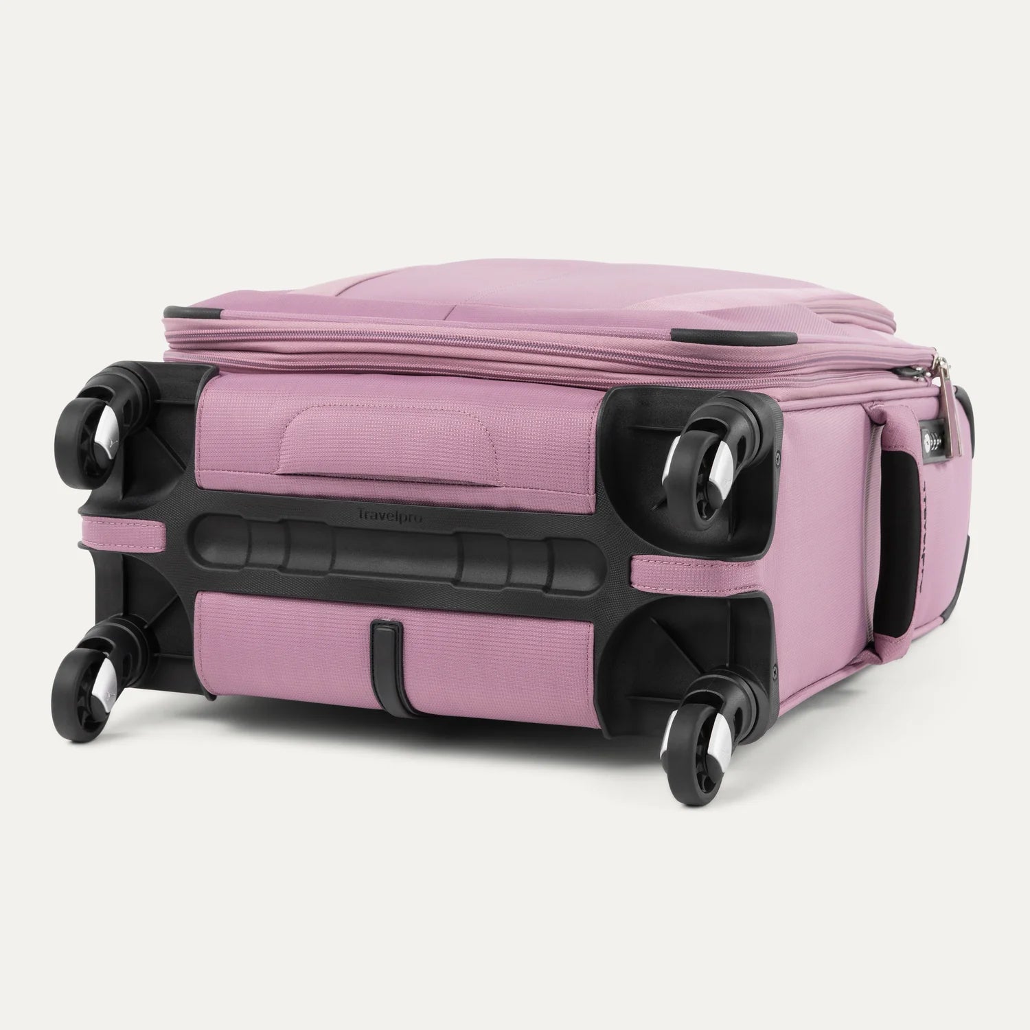 Travelpro Maxlite 5 International Carry-On Expandable Spinner