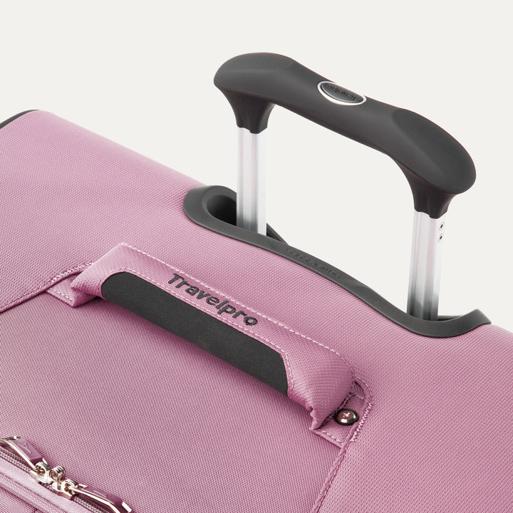 Travelpro Maxlite 5 Expandable Softside Spinner