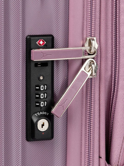 Travelpro Maxlite Air Expandable Hardside Spinner