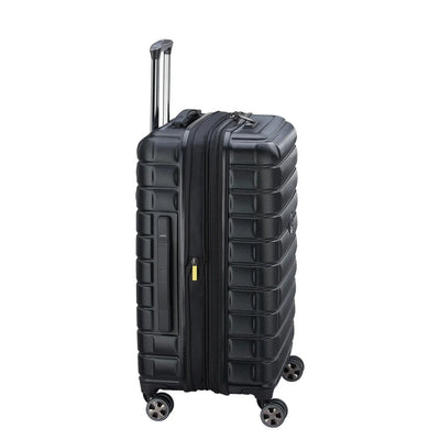 Delsey Shadow 5.0 Expandable Spinner Medium