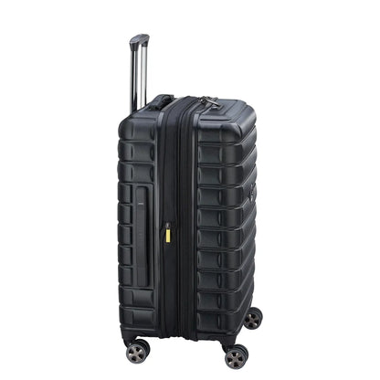 Delsey Shadow 5.0 Expandable Spinner Medium