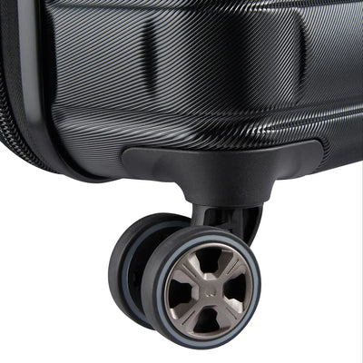 Delsey Shadow 5.0 Expandable Spinner Medium