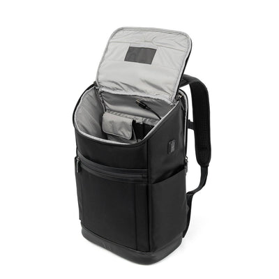 Travelpro Crew Executive Choice 3 medium backpack