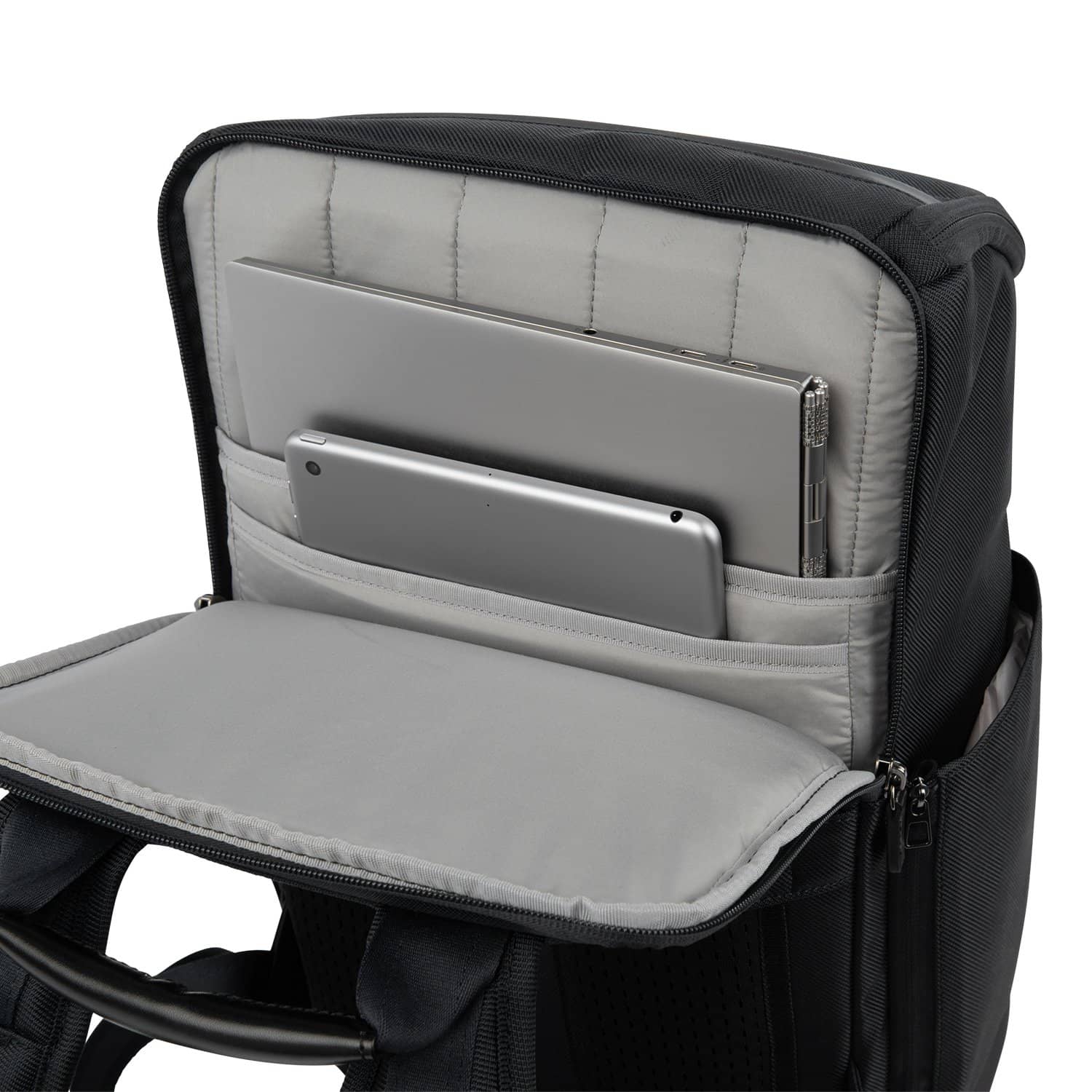 Travelpro Crew Executive Choice 3 medium backpack