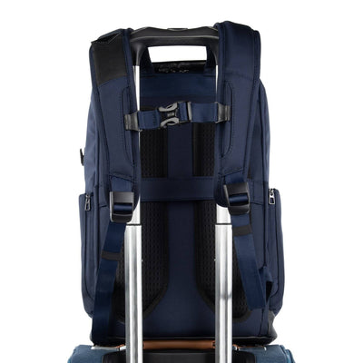Travelpro Crew Executive Choice 3 medium backpack