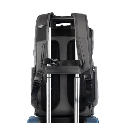 Travelpro Crew Executive Choice 3 medium backpack