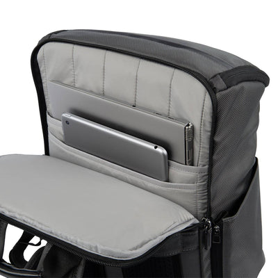 Travelpro Crew Executive Choice 3 medium backpack