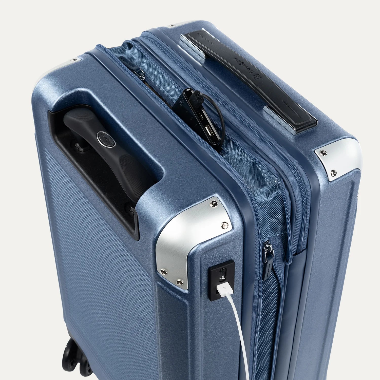 Travelpro Platinum Elite Hardside Spinner