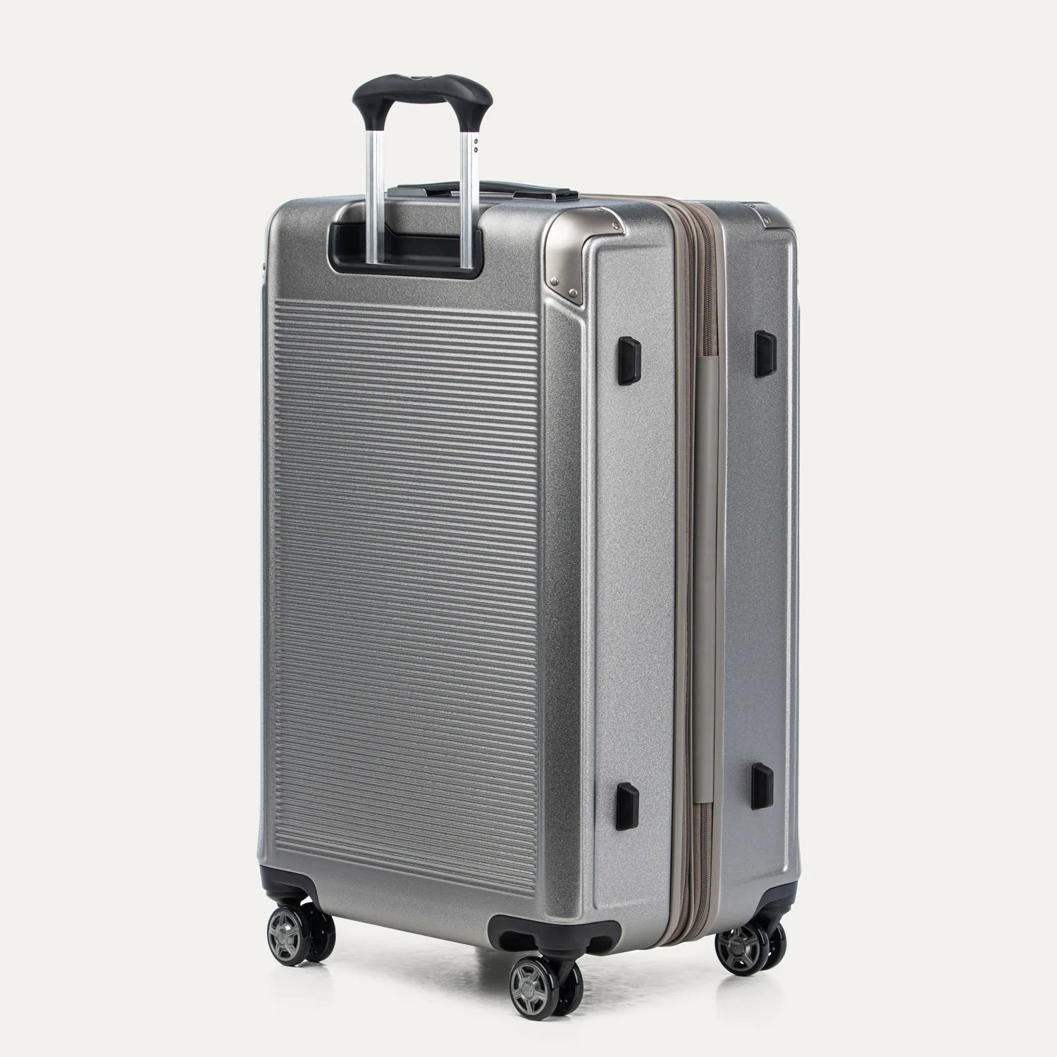 Travelpro Platinum Elite Hardside Spinner