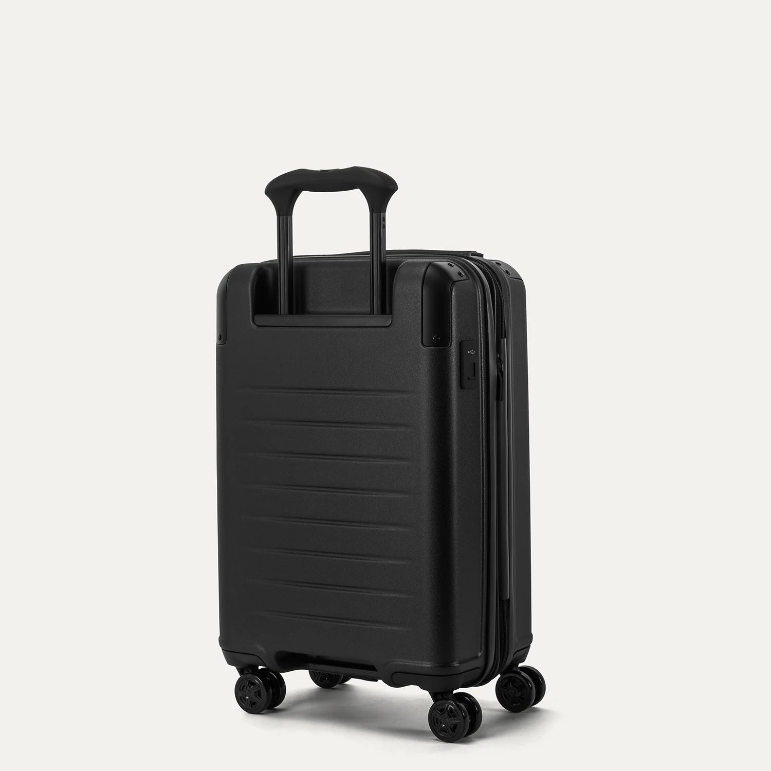 Travelpro Platinum Elite Hardside Expandable Spinner
