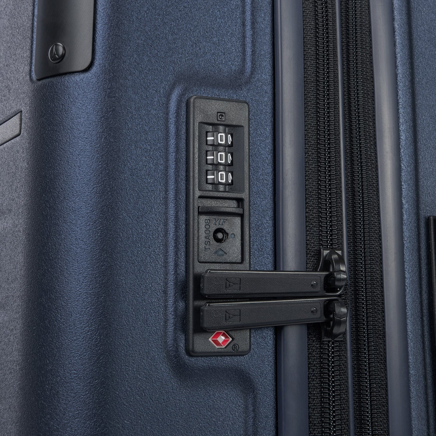 Travelpro Platinum Elite Hardside Expandable Spinner