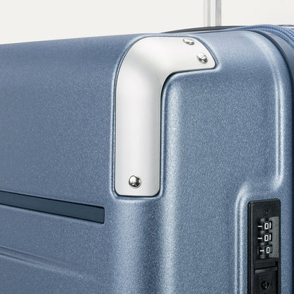 Travelpro Platinum Elite Hardside Expandable Spinner