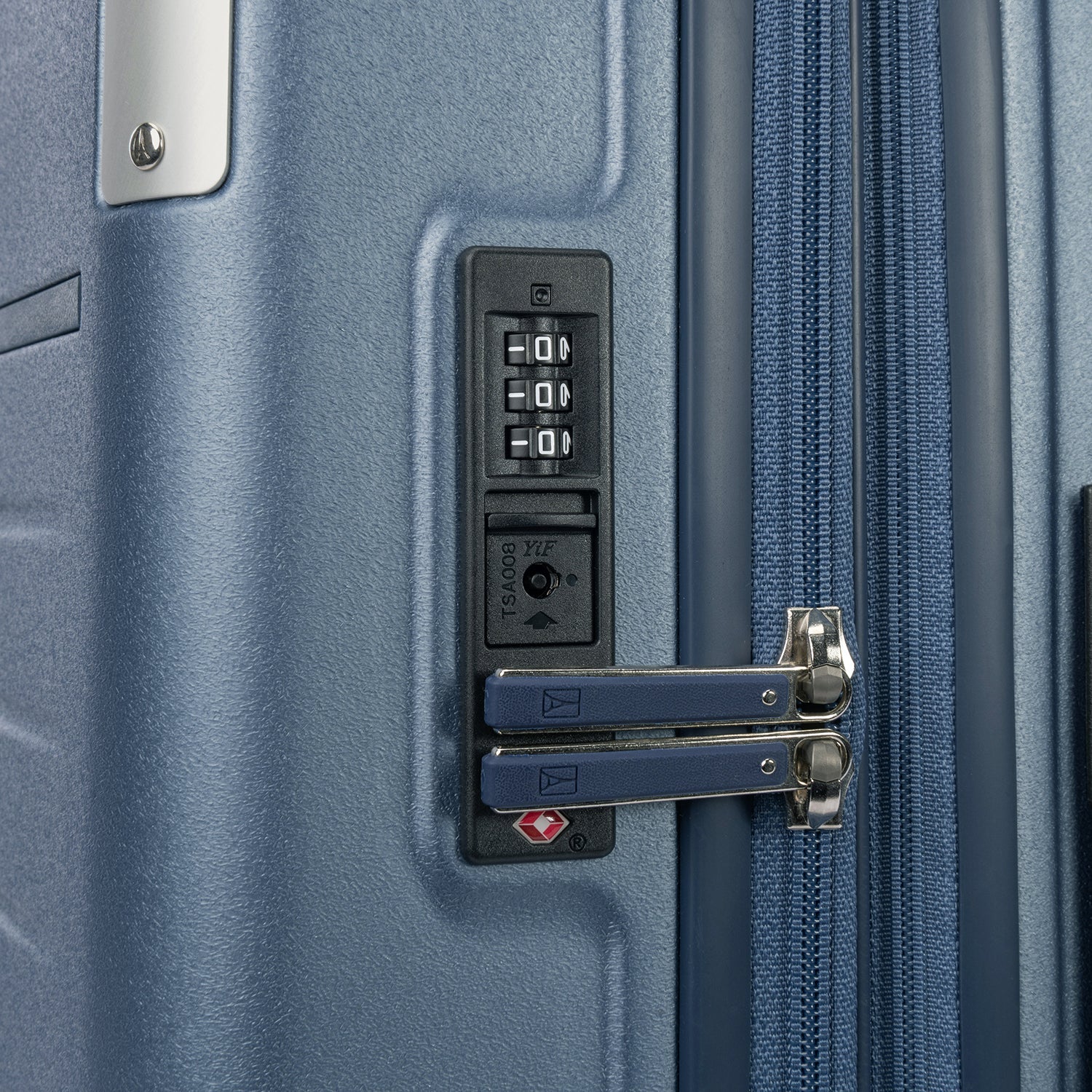 Travelpro Platinum Elite Hardside Expandable Spinner