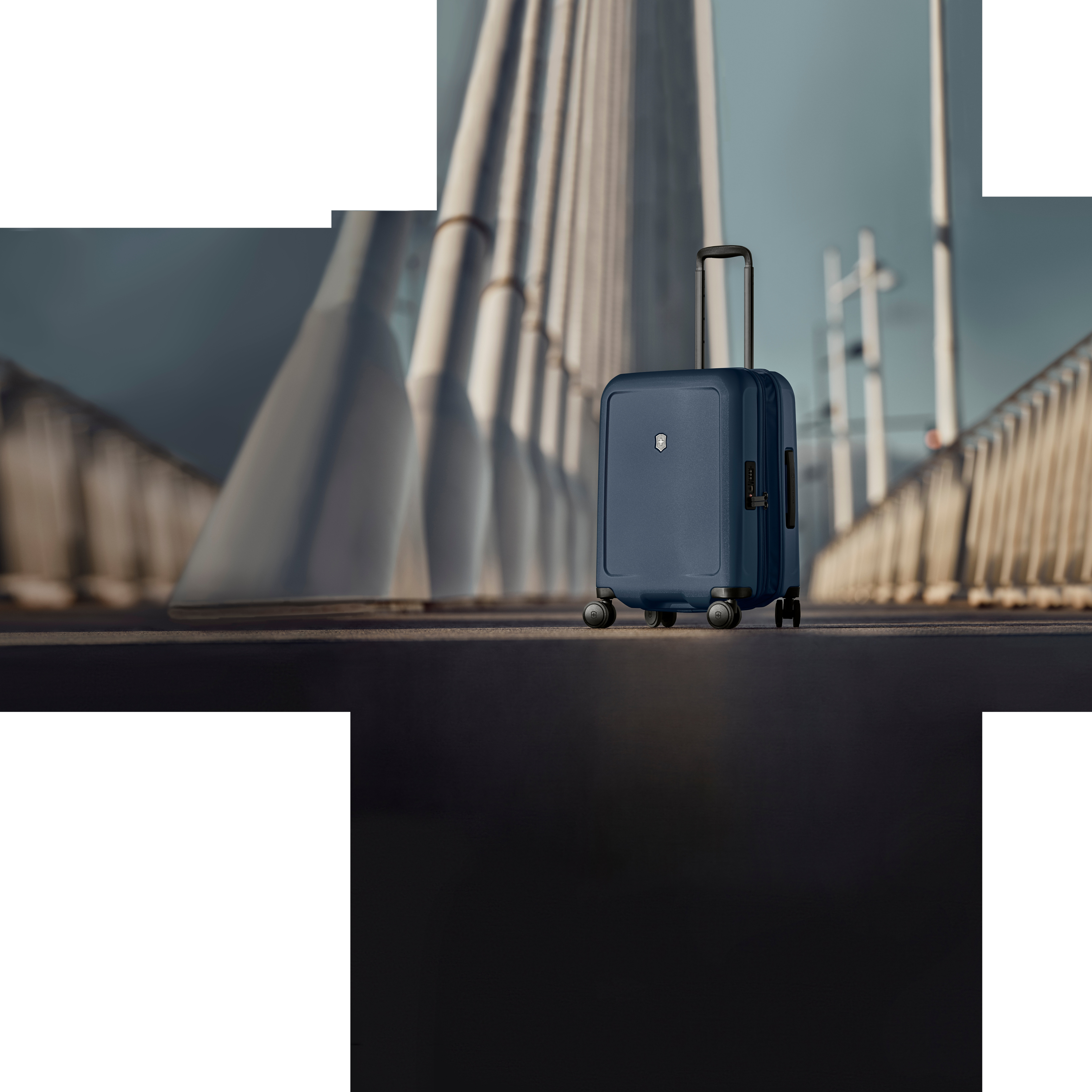 Victorinox Connex Hardside Spinner