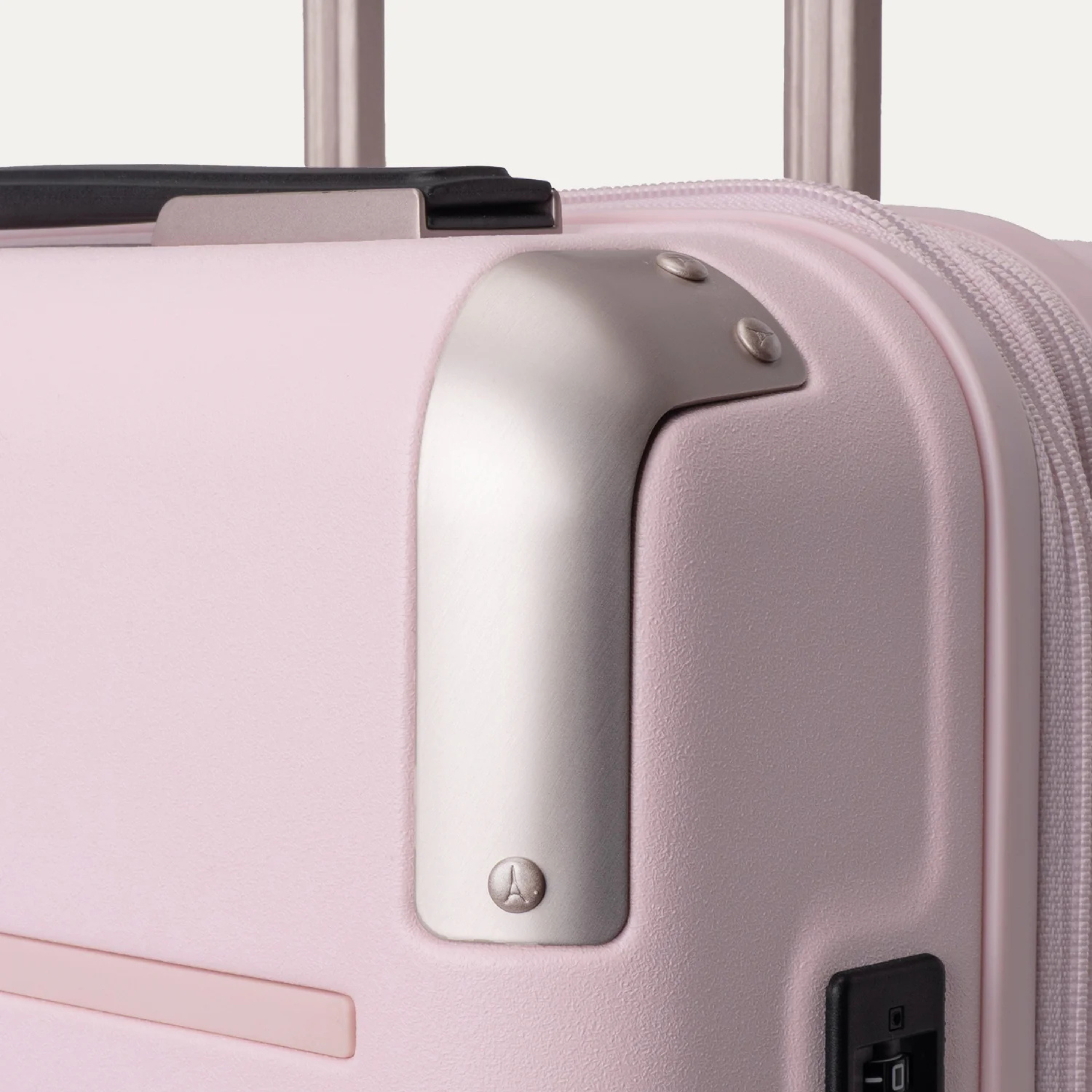 Travelpro Platinum Elite Hardside Expandable Spinner