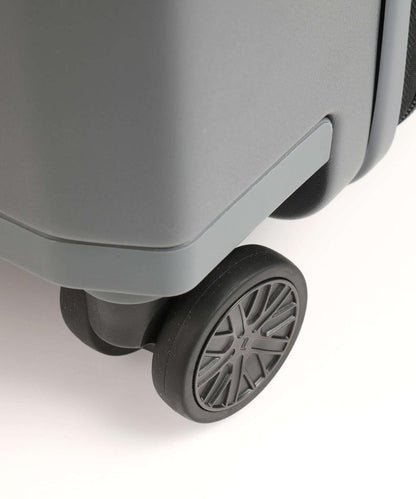 Estuche rígido expandible con ruedas giratorias PD Roadster de 21"