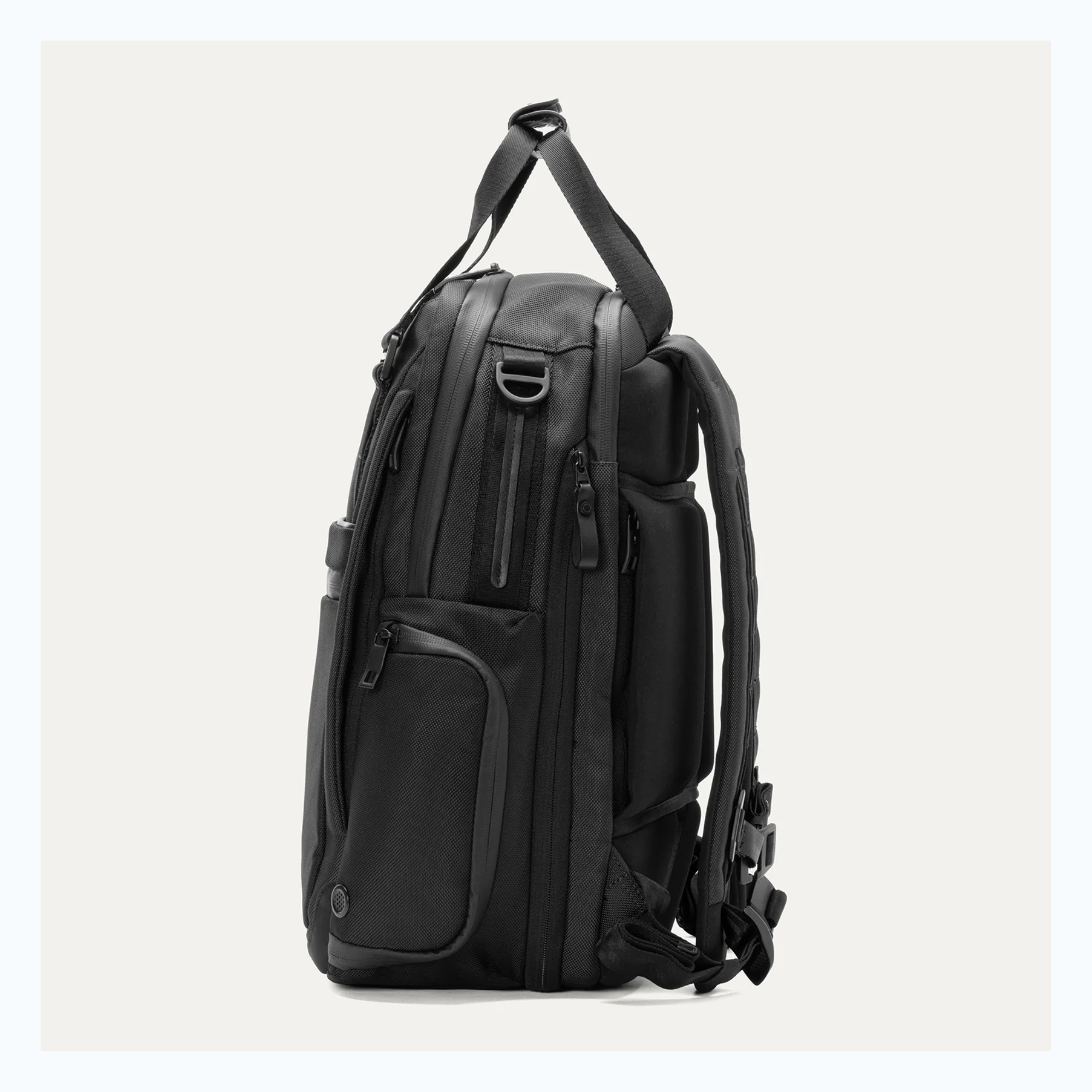 Travelpro Altitude Medium Expandable Laptop Backpack 25-30L