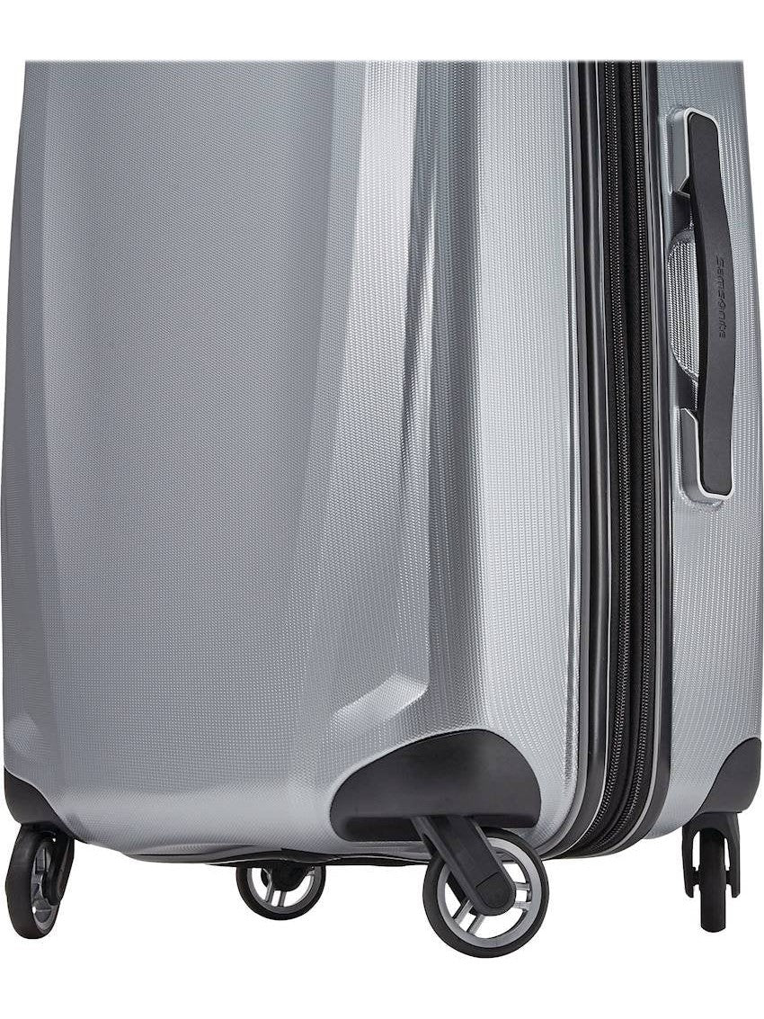 Winfield 3 DLX Wheeled Luggage Set (3-Piece)