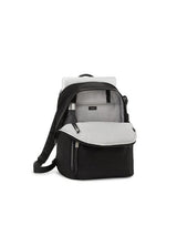 Voyageur Halsey Backpack