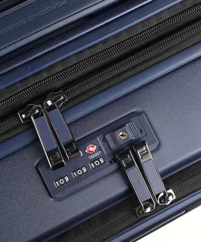 Estuche rígido expandible con ruedas giratorias PD Roadster de 21"