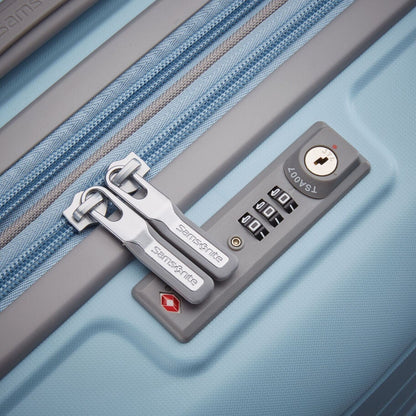 Samsonite Freeform Hardside Spinner