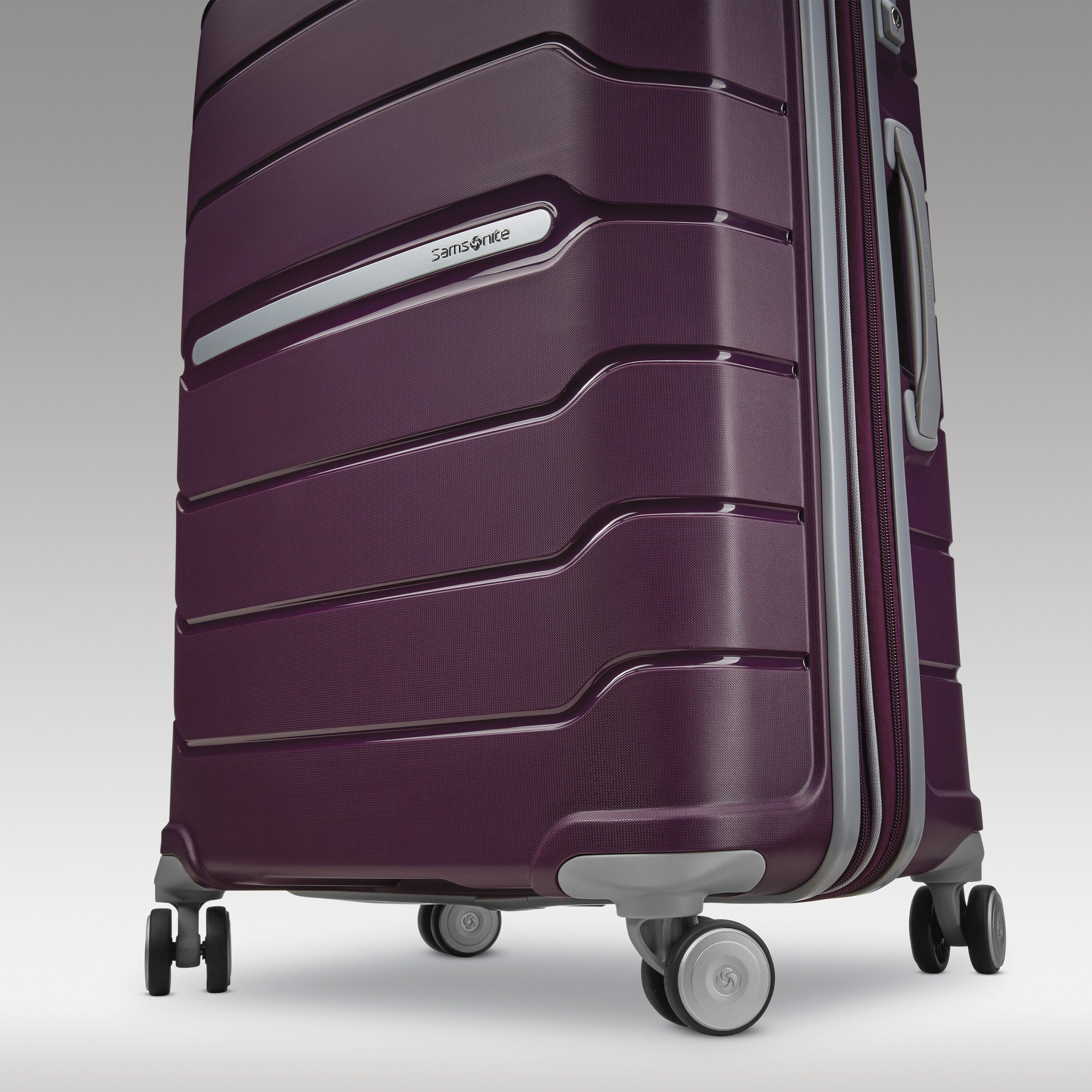 Samsonite Freeform Hardside Spinner