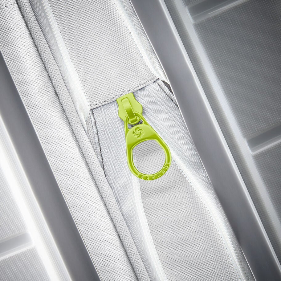 Samsonite Freeform Hardside Spinner