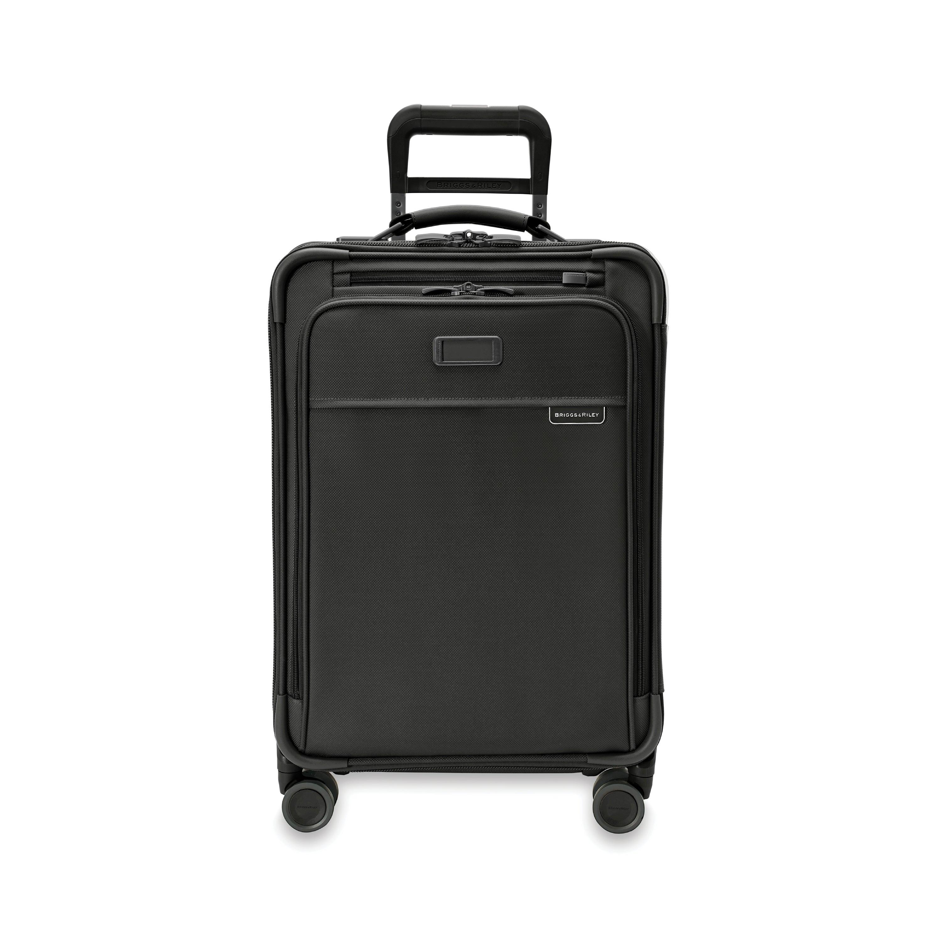 Baseline 2022 Essential Carry-on Spinner 22" - Voyage Luggage