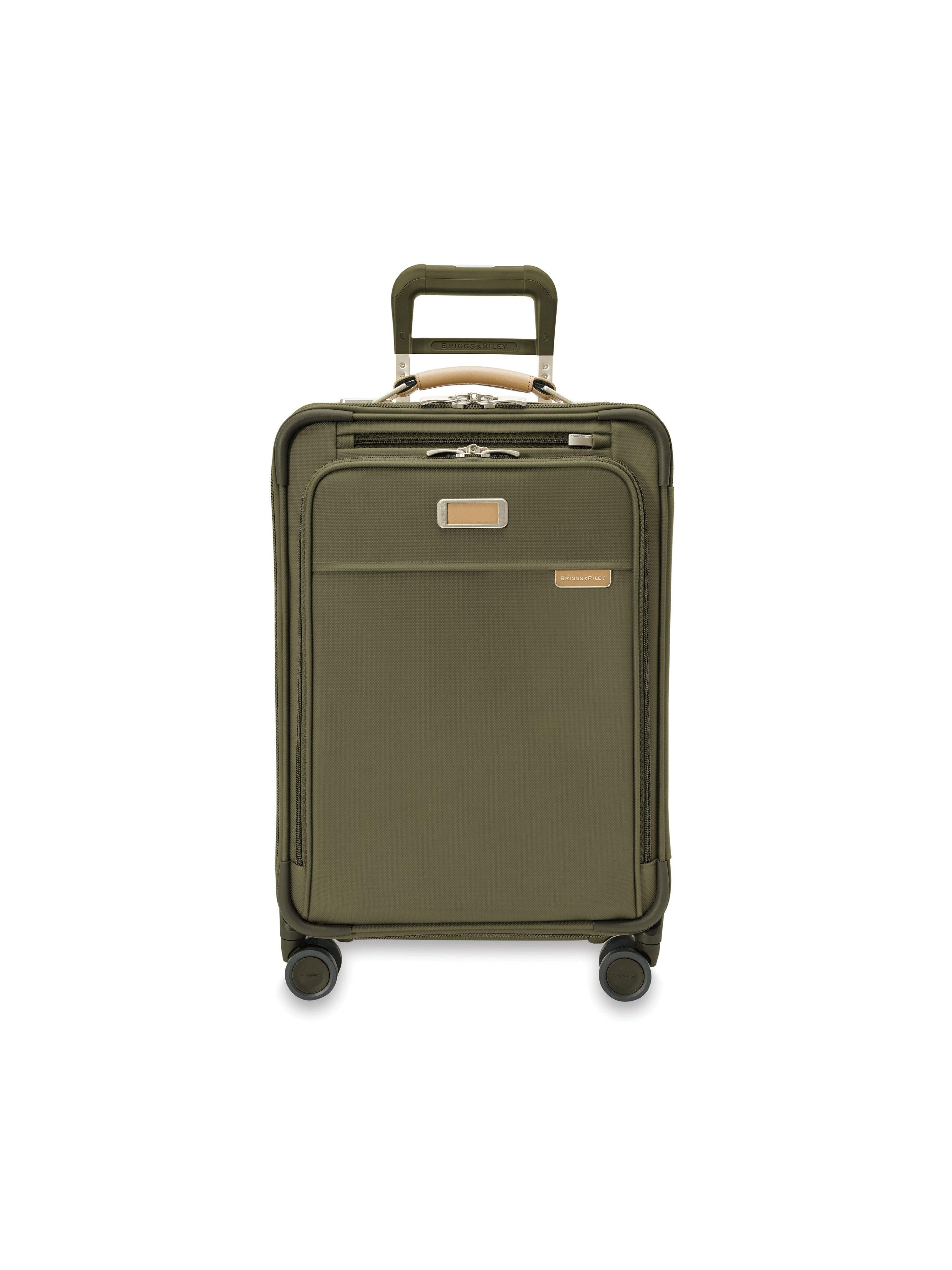 Baseline 2022 Essential Carry-on Spinner 22" - Voyage Luggage