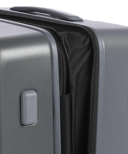 Estuche rígido expandible con ruedas giratorias PD Roadster de 27"