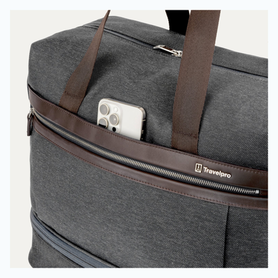 Travelpro Platinum Elite Drop-Bottom Weekender