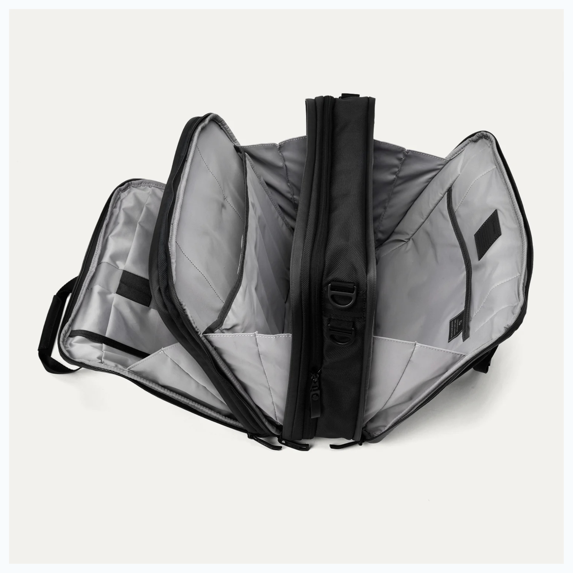 Travelpro Altitude Full Expansion Brief