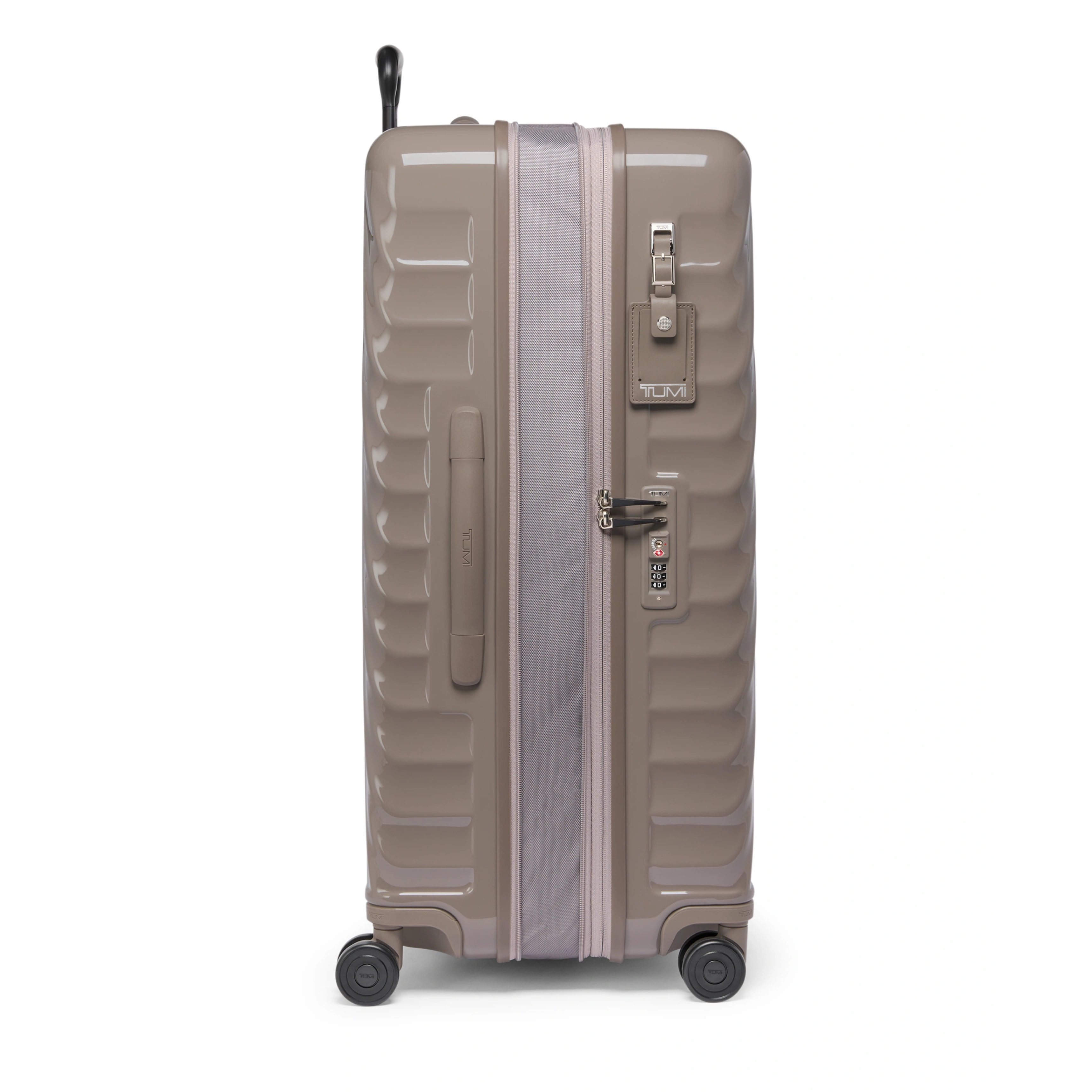 Tumi 19 Degree Extended Trip Expandable 4 Wheeled P/C