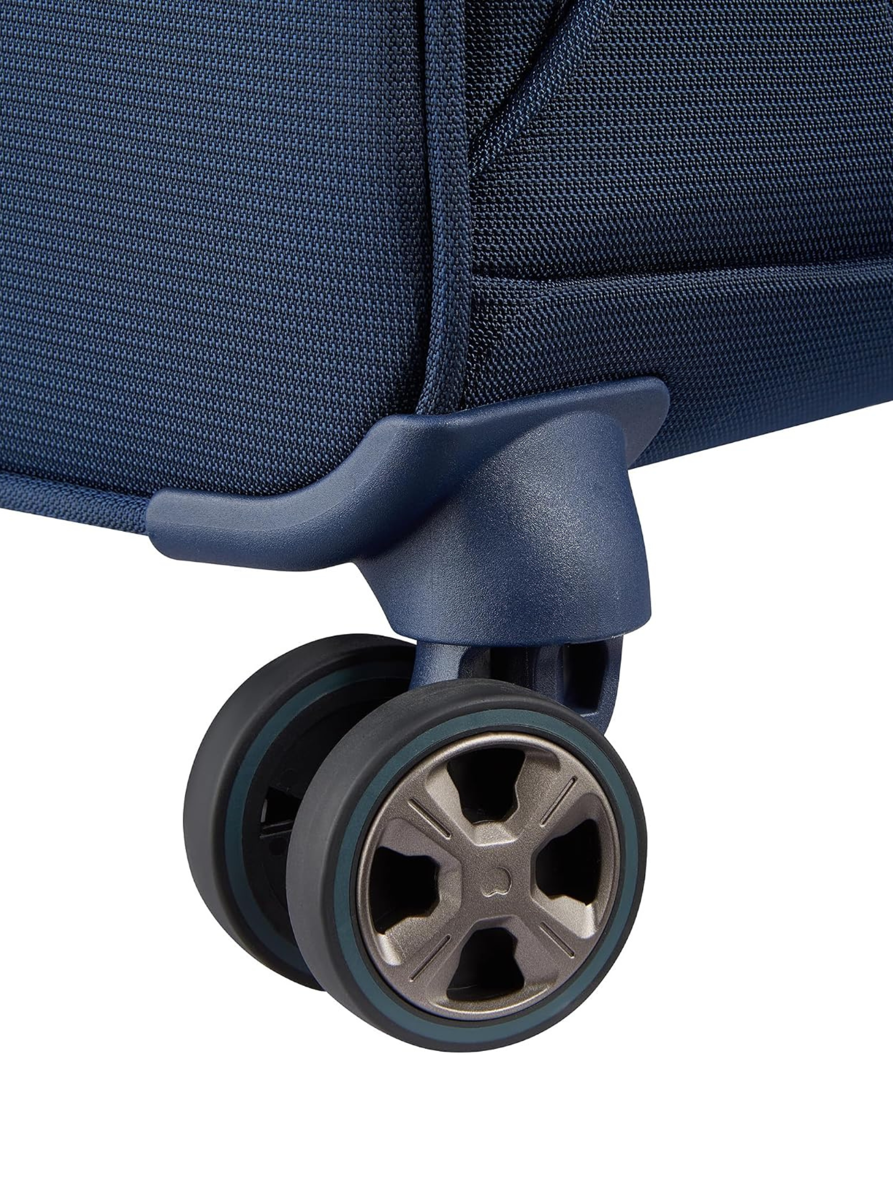Delsey Helium DLX Spinner Garment Bag