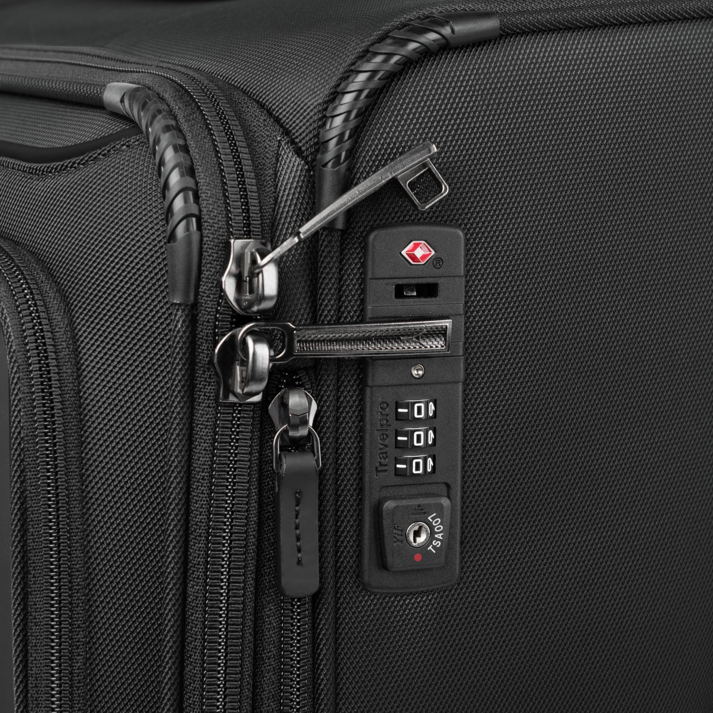 Travelpro Crew Classic Softside Spinner