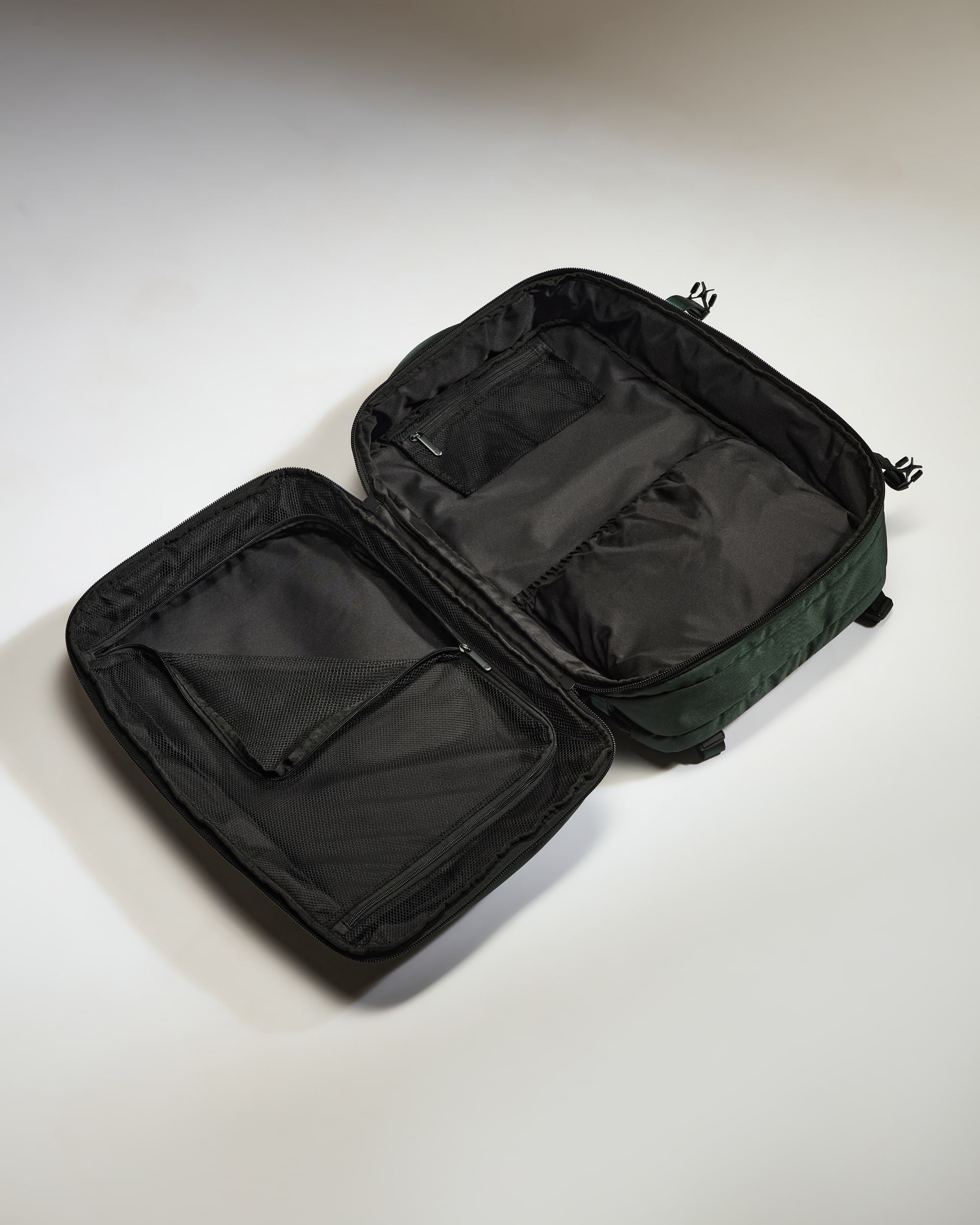 Discovery 45L Backpack in Dark Forest Green