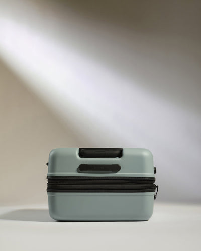 Medium Luggage in Mist Blue - Icon Stripe
