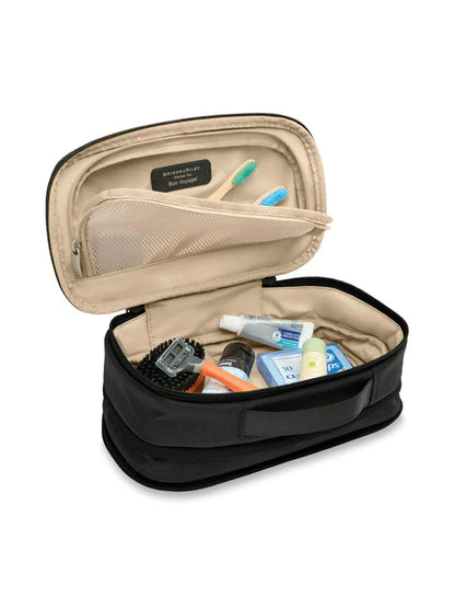 Briggs & Riley Baseline Expandable Essentials Kit