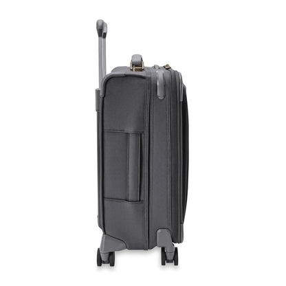 Briggs & Riley Baseline Expandable Spinner