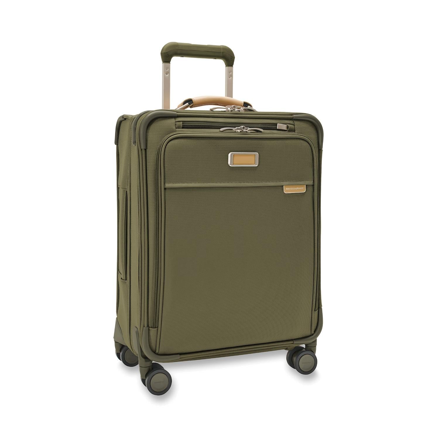 Briggs & Riley Baseline Essential 22