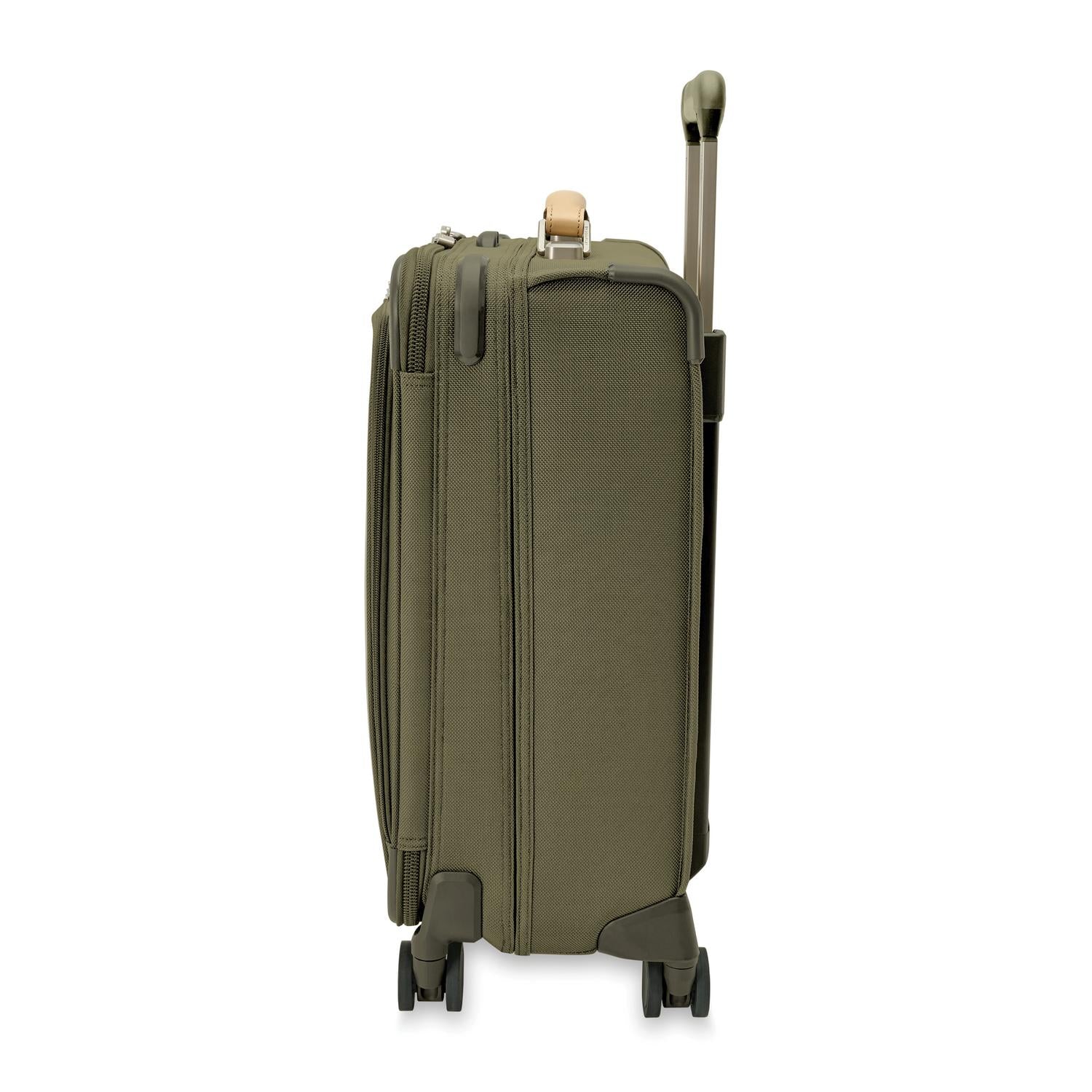 Briggs & Riley Baseline Expandable Spinner