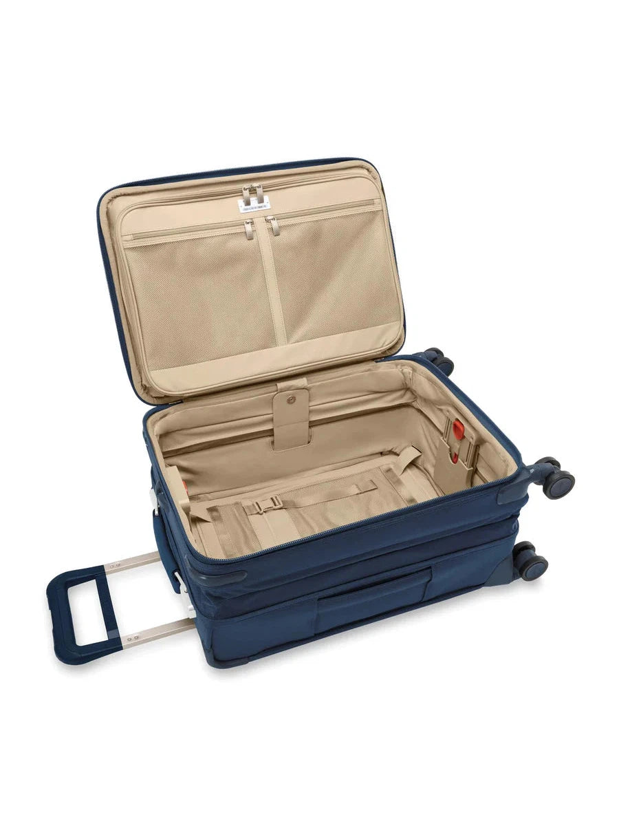 Baseline Essential Carry-on Spinner 22"